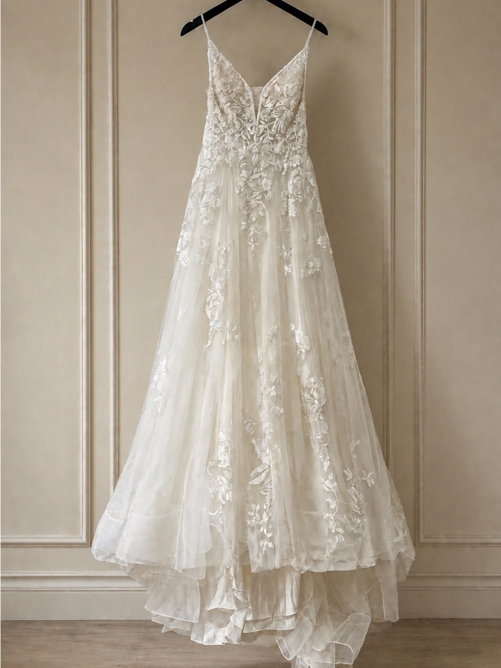 Allure Bridals Ivory Floral Lace V-Neck Tulle Gown